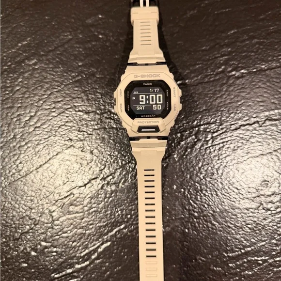 Casio G-Shock Beige Smartwatch - Picture 2 of 2